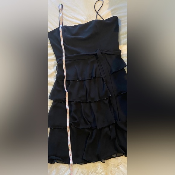 Flattering DressBarn Sz-12 ShimmeryBlackDress-ALL 4 Layers Hemmed w/Black Beads - Picture 13 of 16